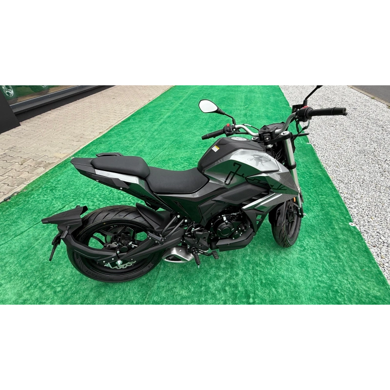 Motocykl Junak RSL-125cc- Grafitowy