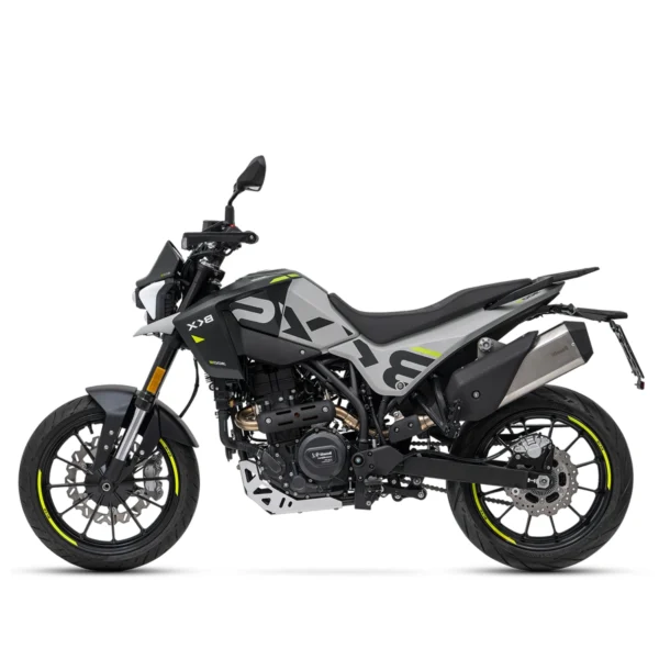 BENELLI-BKX-300-S-ZIELONY-2 Motocykl BENELLI BKX 300 S