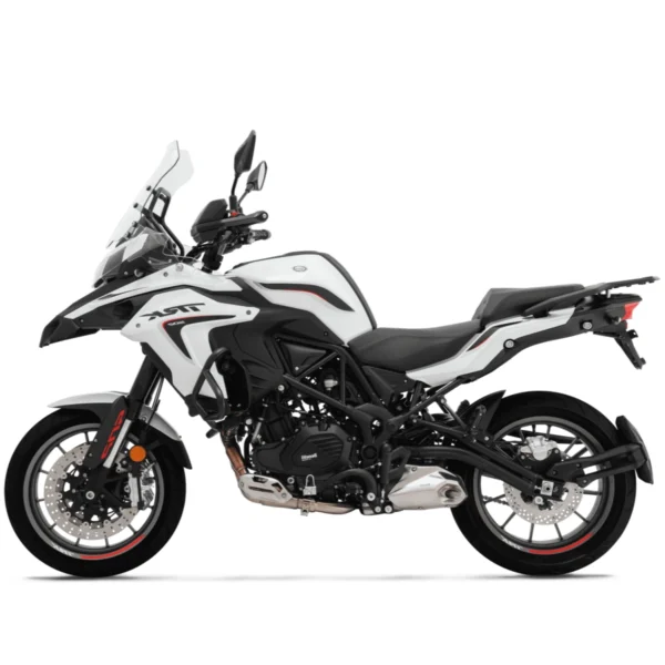 BENELLI-TRK-502-BIALY-2 Motocykl BENELLI TRK 502