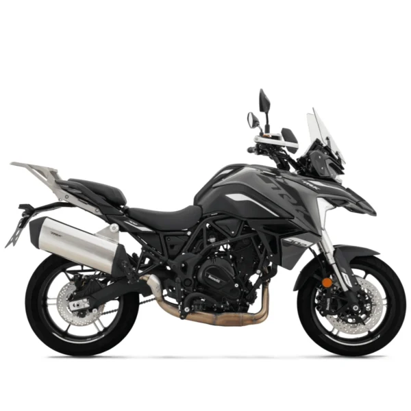 BENELLI-TRK-702-CZARNY-1 Motocykl BENELLI TRK 702
