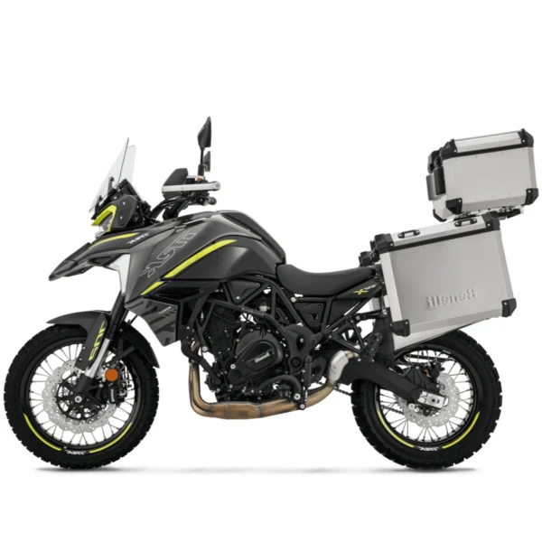 BENELLI-TRK-702-X-ZOLTY-KUFRY-4 Motocykl BENELLI TRK 702 X